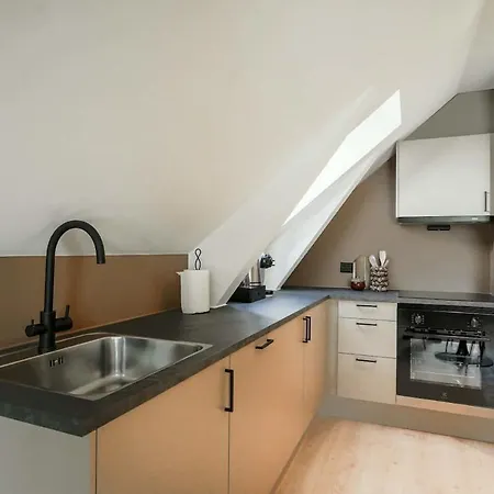 Διαμέρισμα Modern Entire In 305 For 2 Guests